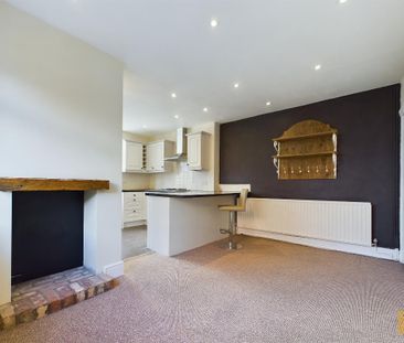 2 bedroom semi-detached house to rent - Photo 5