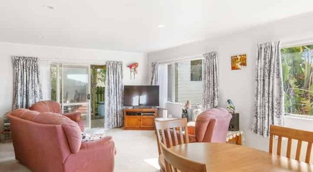 Magic In Manly - Photo 1