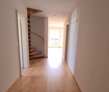 Generous duplex apartment is looking for new tenants! - Foto 3