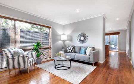 6/5 Sunray Court, Donvale - Photo 2