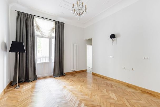 Biznesowa lokalizacja – Lwowska 78.78 m² - Photo 1