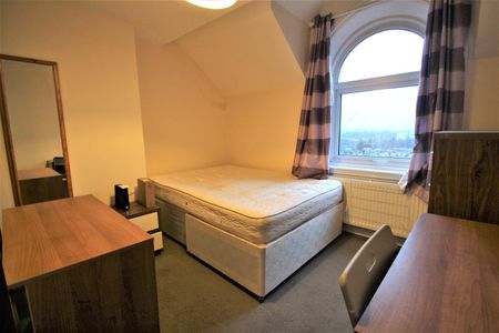 Richmond Road, Hyde Park, LS6 1BX, Leeds - Photo 3