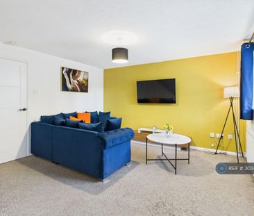 3 bedroom semi-detached house to rent - Photo 1