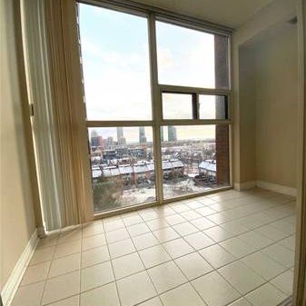 JR 1 BED KING WEST 500 SQ FT INCREDIBLE AMENITIES - Photo 1