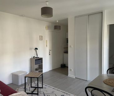 VANNES – Centre-ville – studio meublé - Photo 4