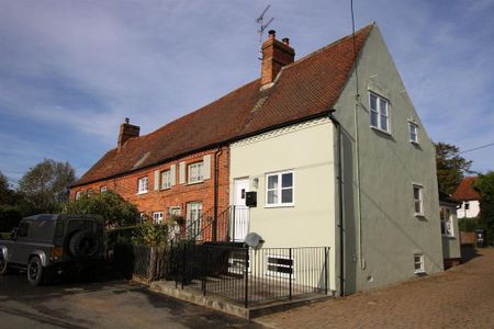 2 bedroom end of terrace house to rent - Photo 2