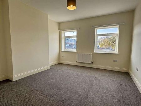 Dean Road, Scarborough, YO12 - Photo 3