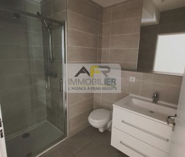 Location Appartement 4 pièces 92m² - Photo 6