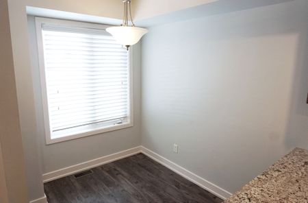 For Lease - 4522 Innes Road Unit# A, Orleans - Cumberland and Area, Ontario - Photo 4