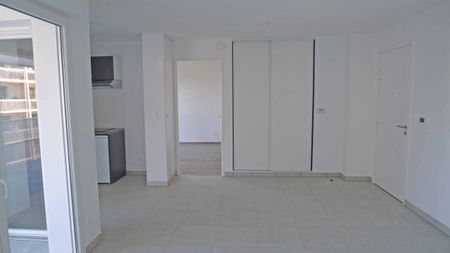 Location Appartement 2 pièces 43m² TOULOUSE 31200 - Photo 3