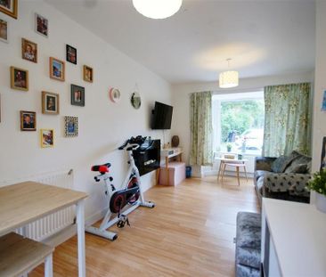 2 bedroom detached house to rent - Photo 2