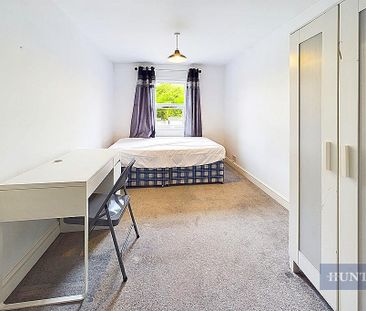 5 bedroom terraced house to rent - Photo 3