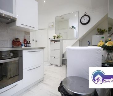 1 bedroom in a flat share to rent - Photo 6