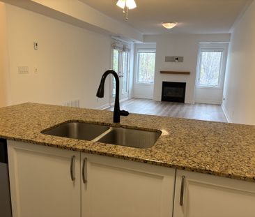 For Lease - 3 BRANDY LANE Drive Unit# 202, Collingwood, Ontario - Photo 5
