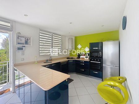 Apartment - Photo 2