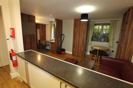 1 bedroom flat to rent - Photo 2