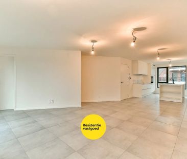 Exclusief duplex-appartement in centrum Gistel - Photo 1