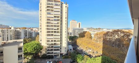 Location Appartement 3 pièces 83m² MONTPELLIER 34000 - Photo 2