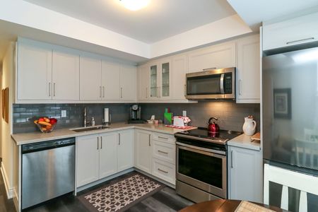 For Lease - 578 Mosley Street, Wasaga Beach, Ontario - Photo 3