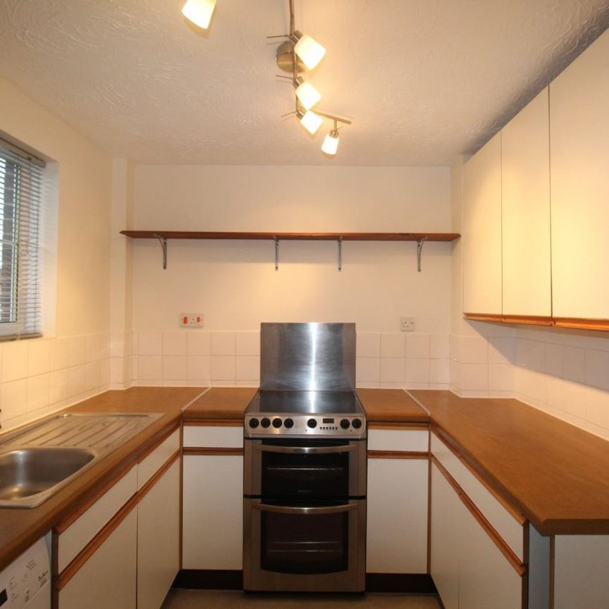 2 bedroom House To Let - Photo 1