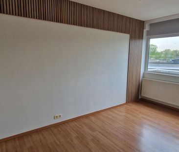 Appartement - Te huur - Photo 3