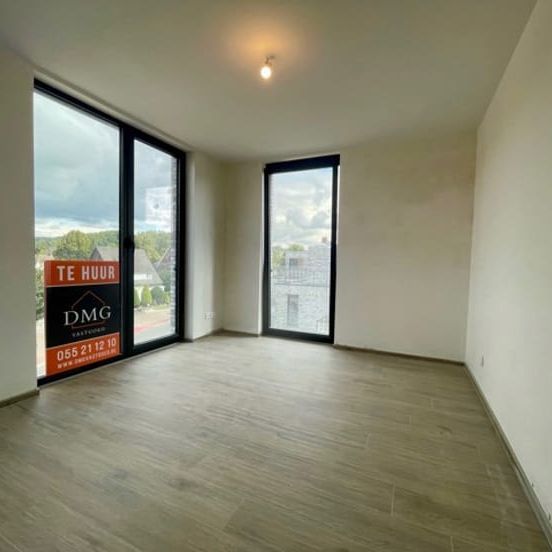 Appartement te huur - Photo 1