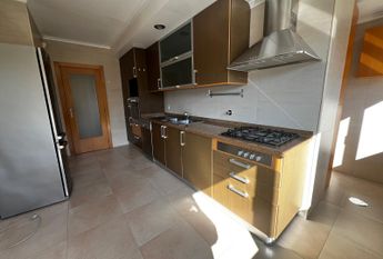 T3 em Esgueira (suite, varandas, cozinha equipada)