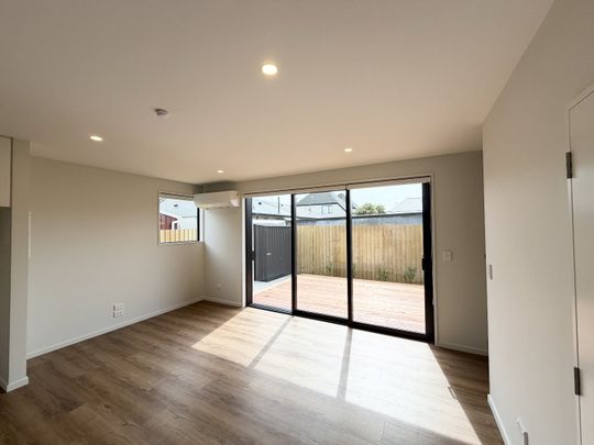 527 Hereford Street, Linwood - Photo 1