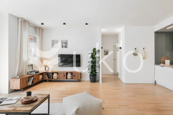Apartamento de alquiler en Carrer D'aribau, Sant Gervasi- Galvany - Photo 1