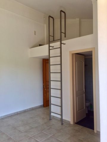 Studio/Γκαρσονιέρα για ενοικίαση Δάφνες (Πάτρα) - Photo 3