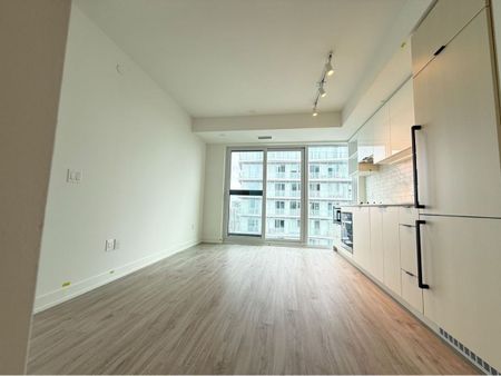 For Lease - 252 CHURCH Street Unit# 5706, Toronto, Ontario - Photo 4