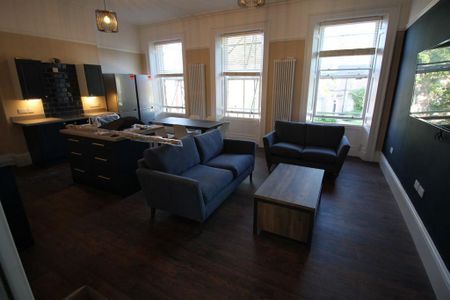 5 bedroom house to rent - Photo 3