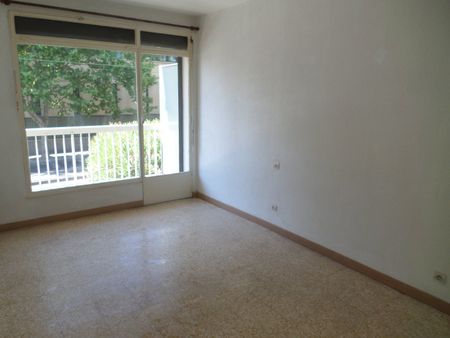 Location Appartement 4 pièces 81m² MONTPELLIER 34000 - Photo 4