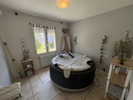 Location Maison 4 pièces 121m² AGEN 47000 - Photo 3