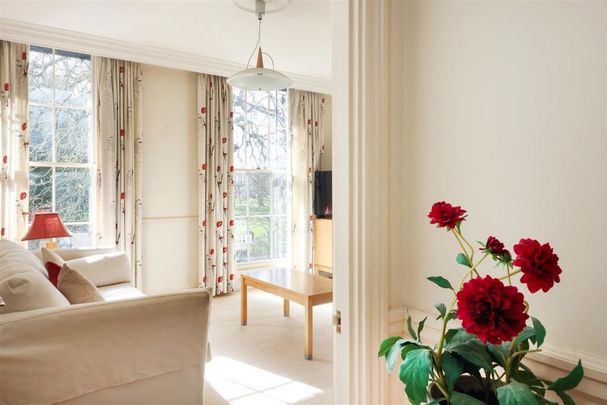 3 bedroom flat to rent - Photo 1