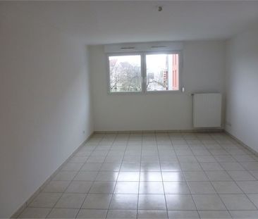 COLMAR F3 à 2 pas du Centre-Ville – 790 € CC Chauffage au gaz inclus - Photo 2