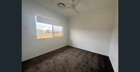 Beautifully Designed 4 Bedroom Home in a Peaceful Family Area - Photo 3