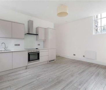 Spencer Mews, London, SW8 - Photo 2