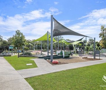 SOUGHT AFTER COMPLEX LIVING! - Photo 3