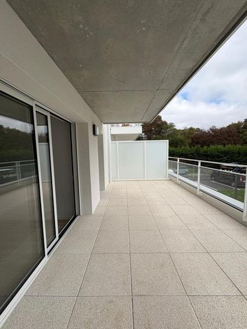 Location Appartement 2 pièces Meublé 40m² LE RELECQ KERHUON 29480 - Photo 4