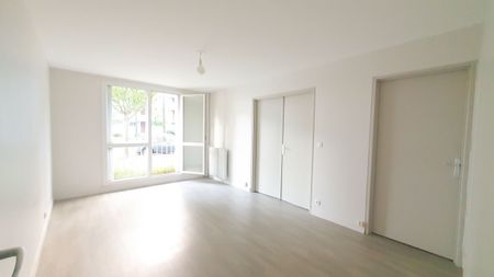 Type 4 refait à neuf de 73 m² – à côté du tram - Photo 4