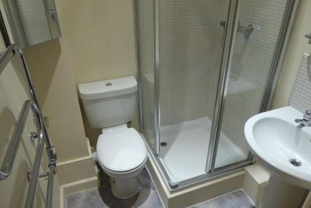 1 bedroom flat to rent - Photo 4