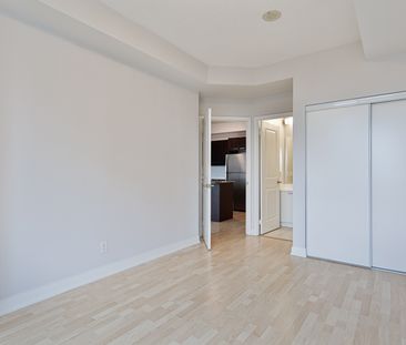 2 Bedrooms + Den - Photo 5