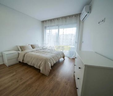 Apartment T1 in Oliveira, São Paio e São Sebastião, Guimarães - Foto 6