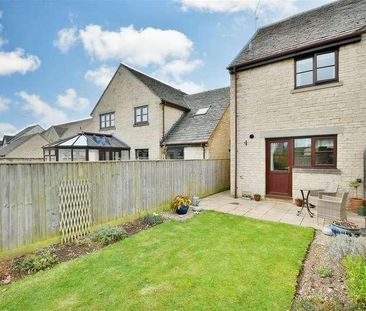 Leafield Road, Fairford, GL7 - Photo 3