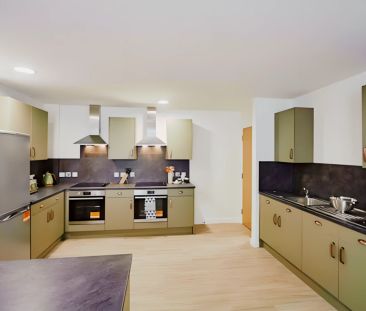 Ensuite Silver - Photo 5