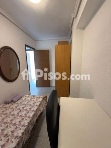 Piso en alquiler en Carrer de l'Explorador Andrés - Foto 5