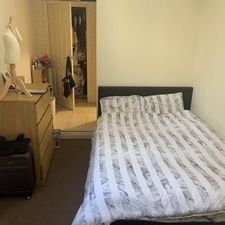 Swan With Two Necks Raglan Road,Ls6 - Photo 1