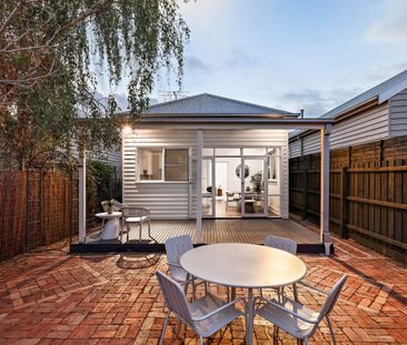 Charming Kensington home with outdoor entertaining & unbeatable loc... - Photo 6