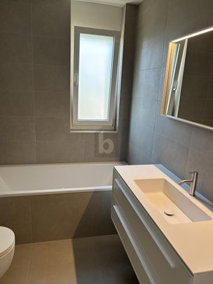 SUPERBE ET NEUF AVEC JARDIN PRIVATIF - Photo 1